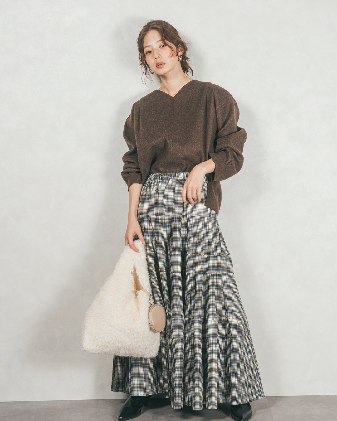 ［SET］Smoothニットソー Vネックプルオーバー+プリーツティアードLongスカート