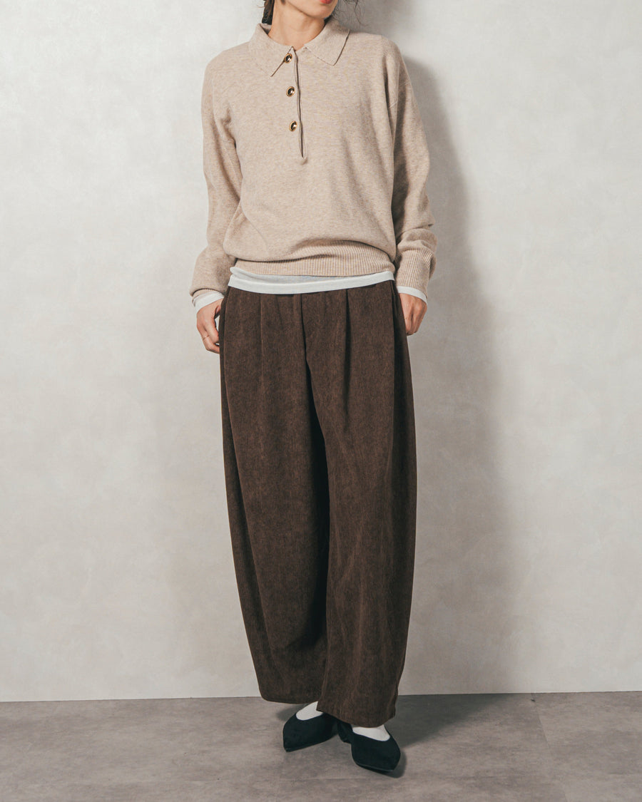 ［SET］ボタンデザインポロニット+サイドタックコクーンコーデュロイパンツ（2SET）