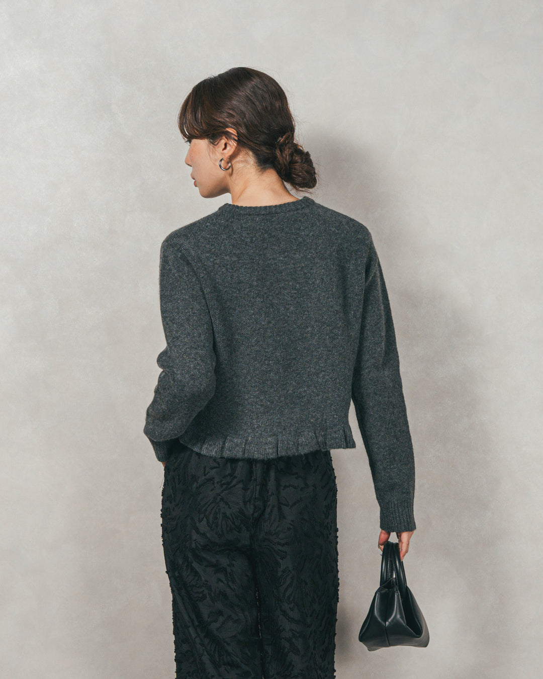 ［SET］フロントフリルメランジニットカーデ+フリンジジャガードリラックスパンツ（2SET）