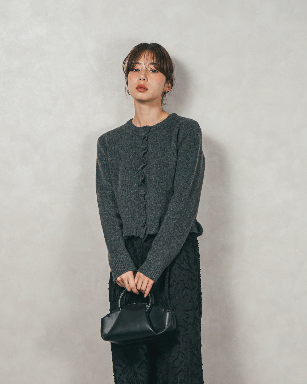 ［SET］フロントフリルメランジニットカーデ+フリンジジャガードリラックスパンツ（2SET）