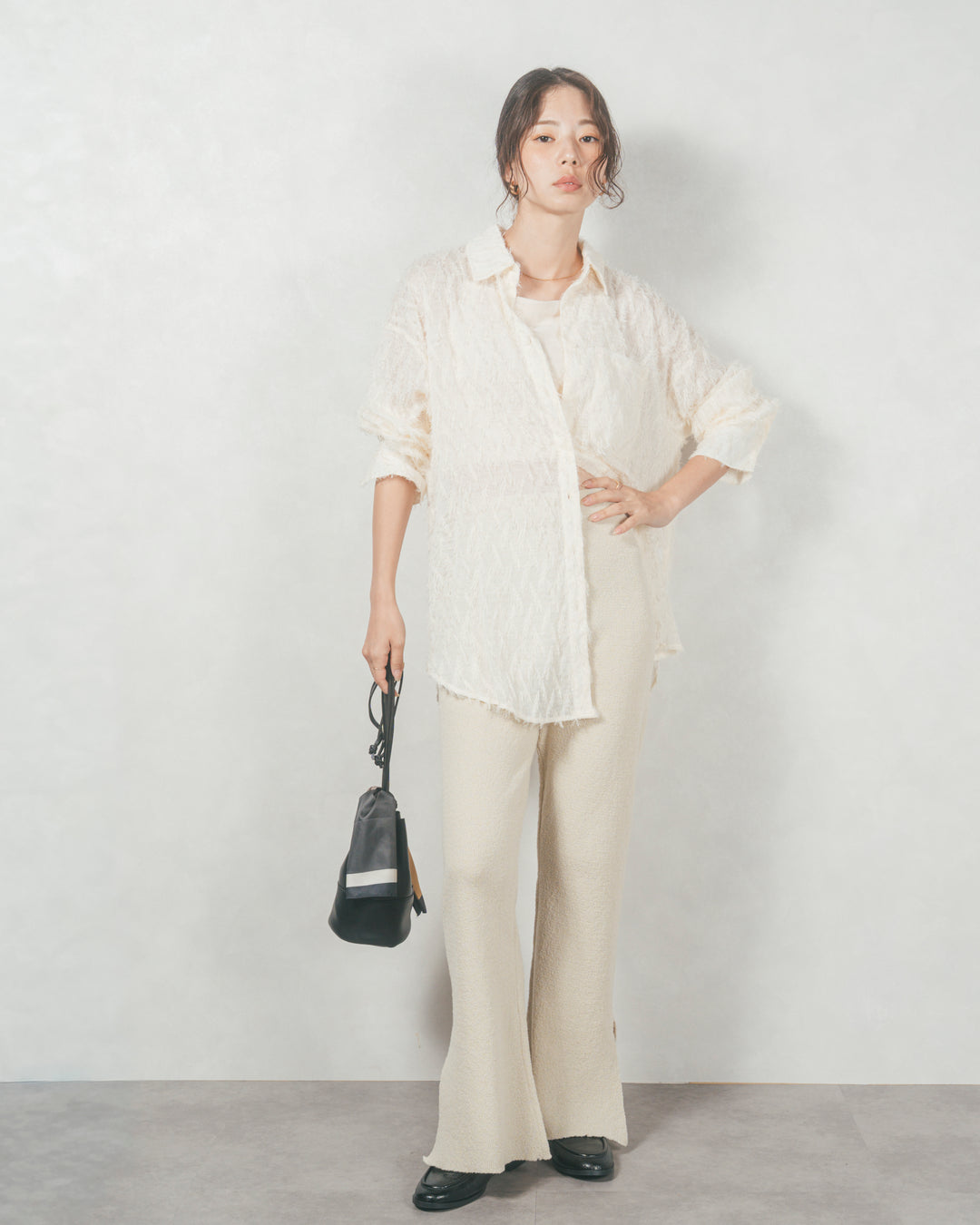 フェザータッチシアーオーバーシャツ (OFF WHITE)