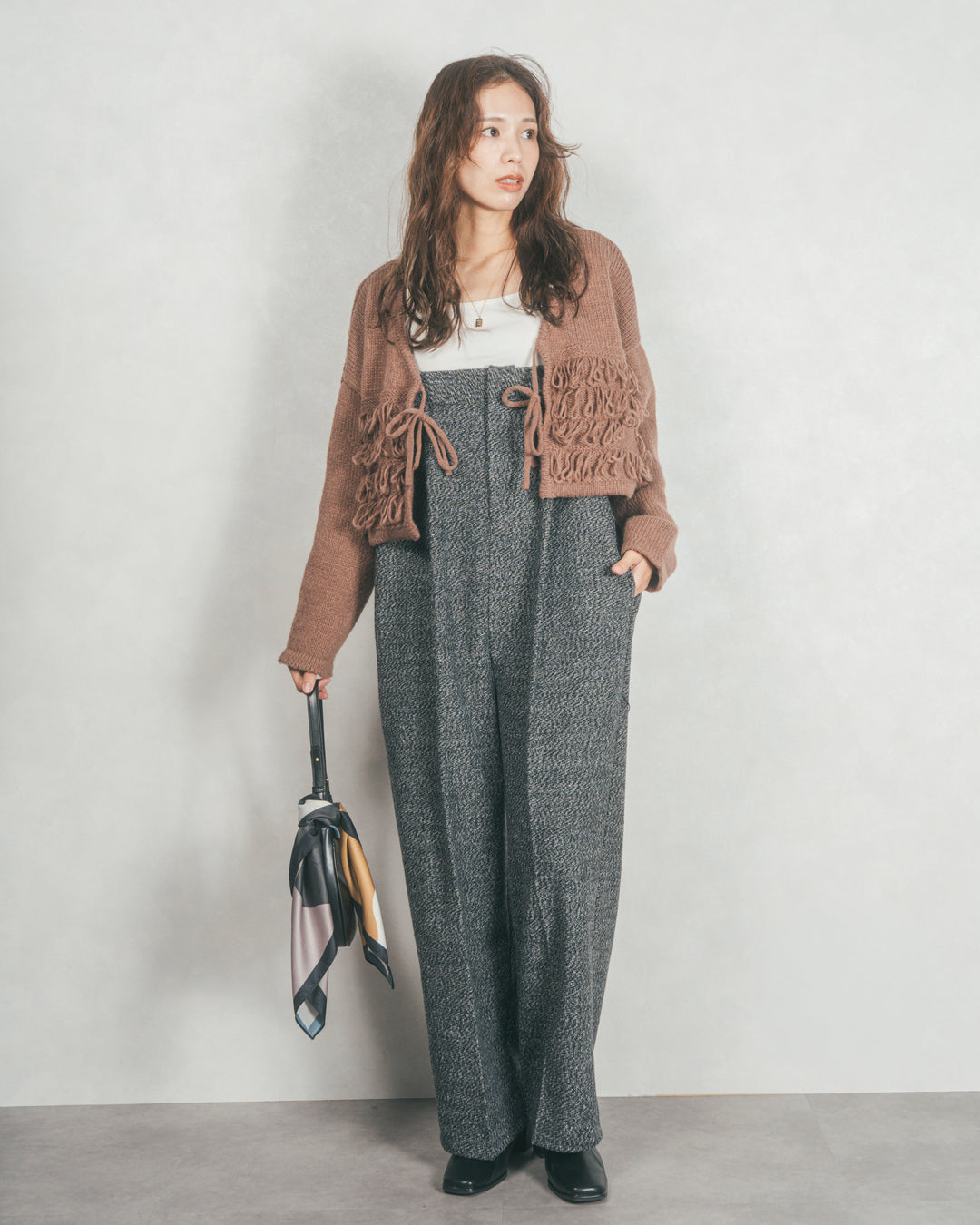 ［SET］ループ編みフリンジカーディガン+Tweedベロアサロペット（2SET）