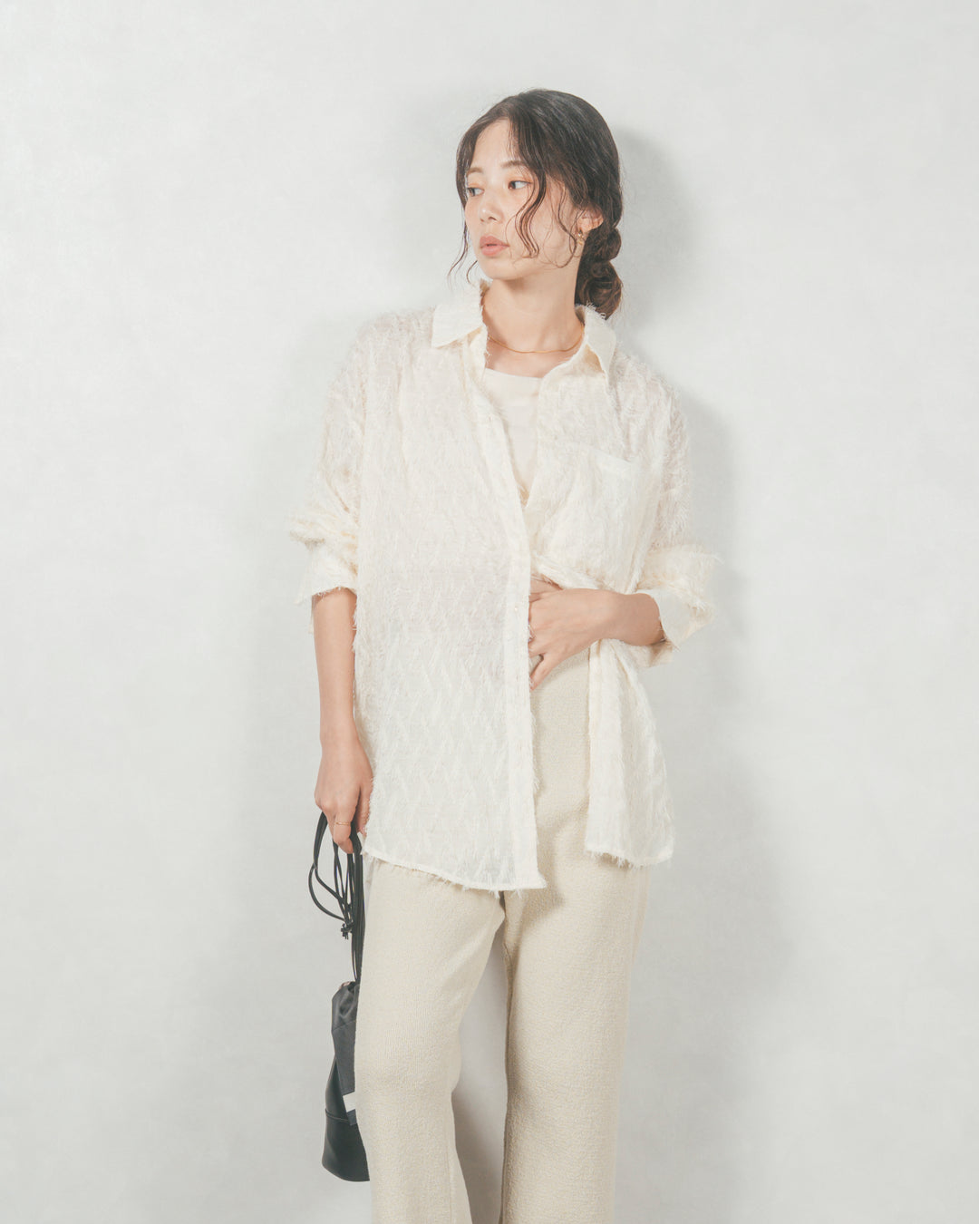 フェザータッチシアーオーバーシャツ (OFF WHITE)