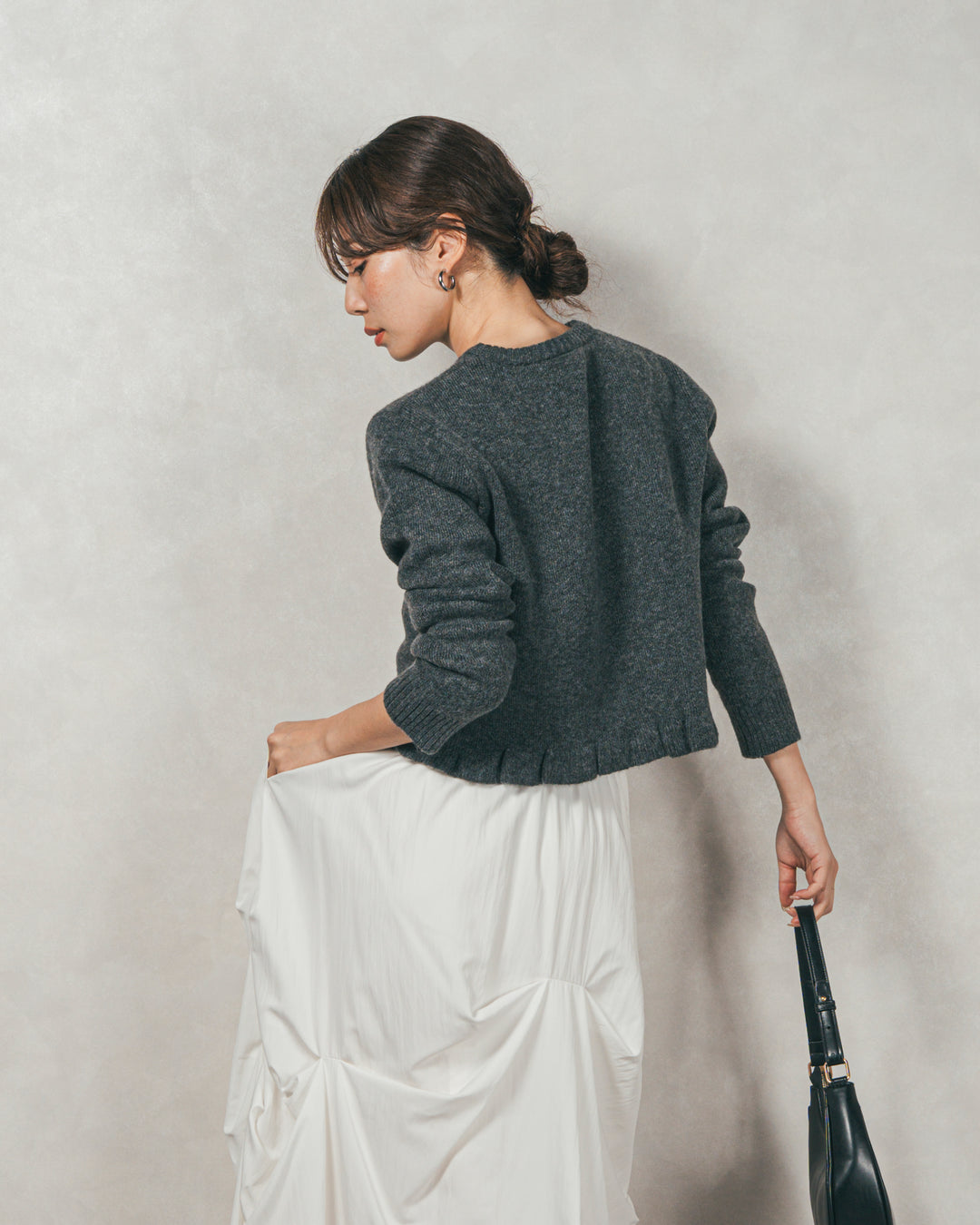 ［SET］フロントフリルメランジニットカーデ+ヴィンテージブロードランダムタックスカート（2SET）