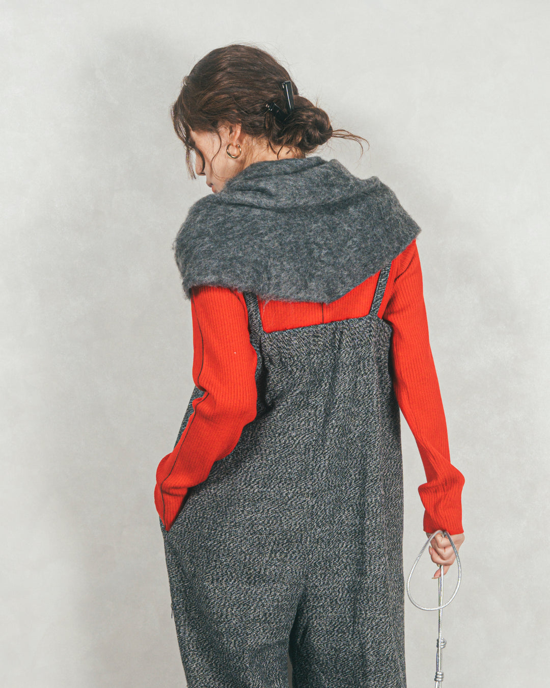 モヘアタッチ マルチTriangleスカーフ (CHARCOAL)