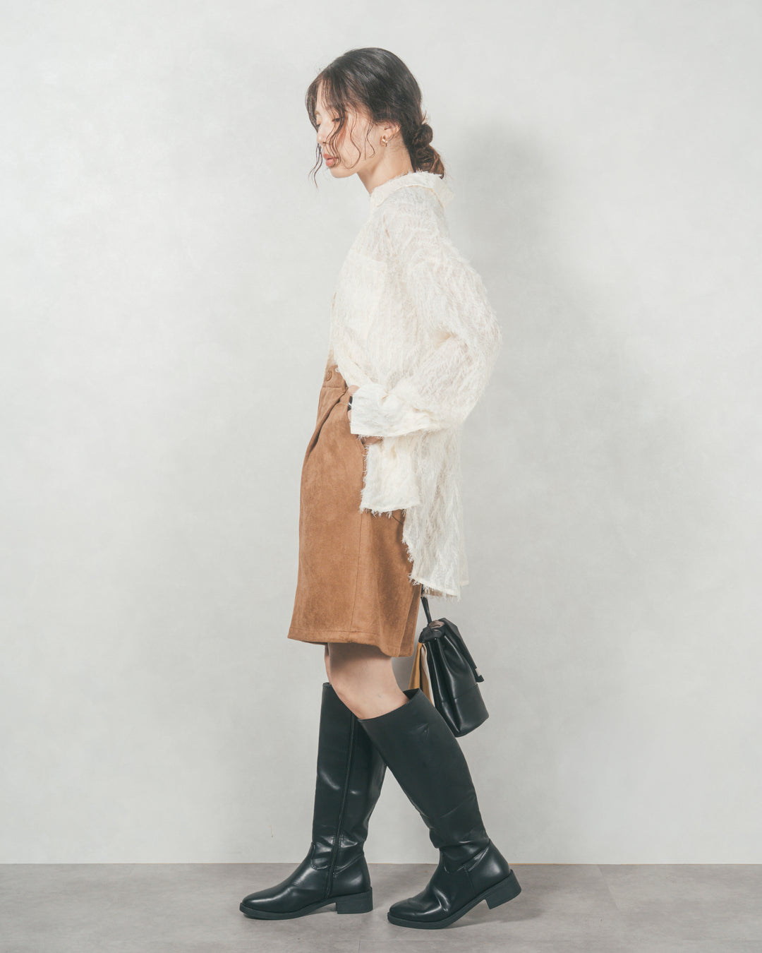 フェザータッチシアーオーバーシャツ (OFF WHITE)