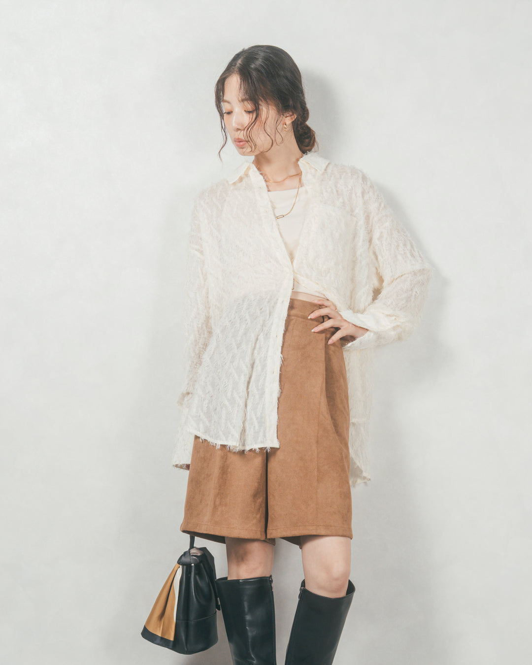 フェザータッチシアーオーバーシャツ (OFF WHITE)