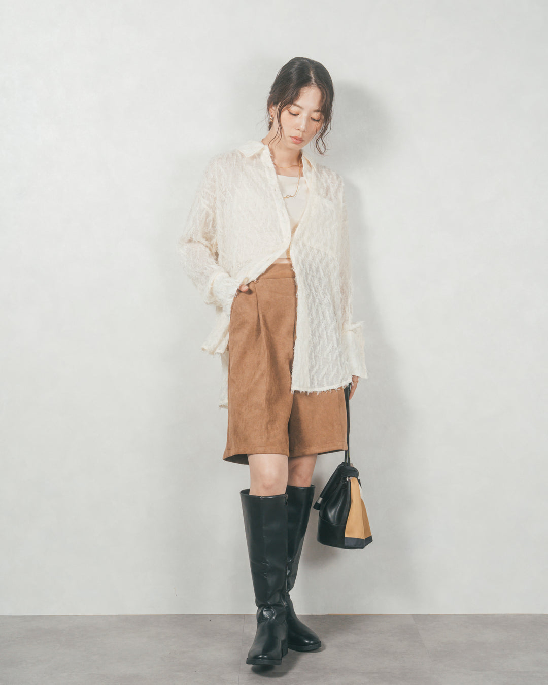 フェザータッチシアーオーバーシャツ (OFF WHITE)