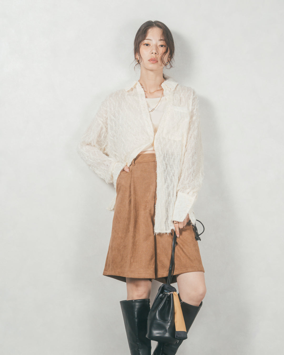 フェザータッチシアーオーバーシャツ (OFF WHITE)