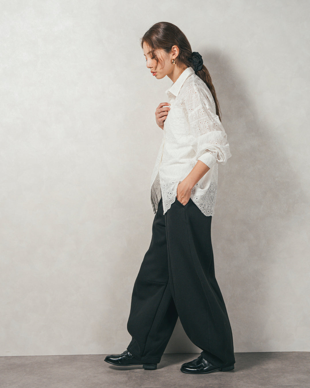 コットンフラワーレースシャツ(WHITE)