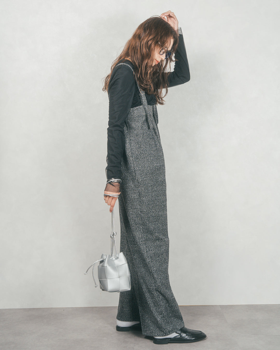 【2枚SET】チュールシャーリングトップス＆リブトップス (BLACK x BLACK)