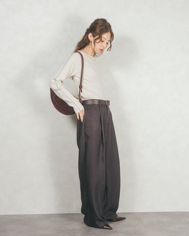 Line Rib クルーネックニット（IVORY)