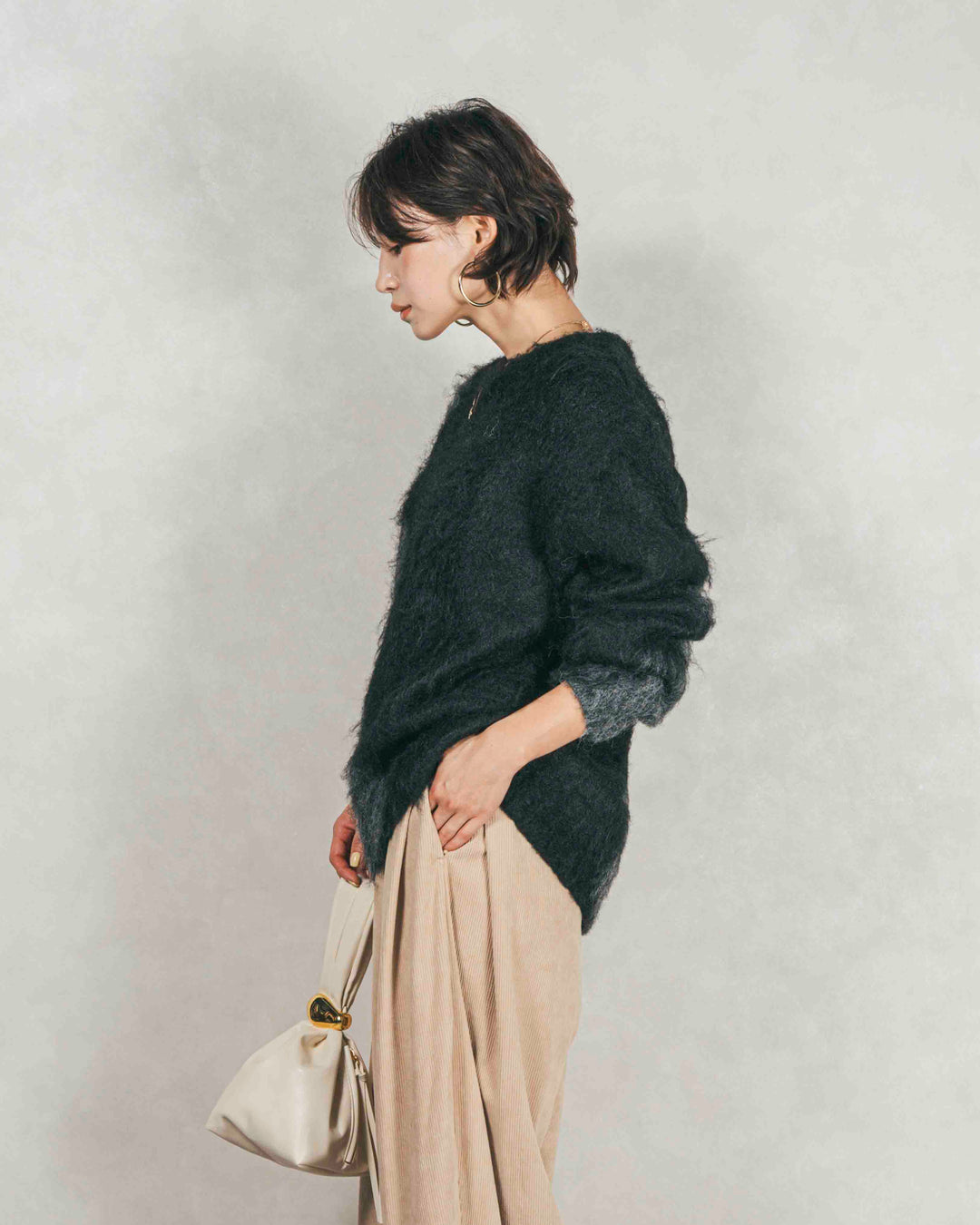 ［SET］ニュアンスグラデーションShaggyニット+サイドタックコクーンコーデュロイパンツ（2SET）