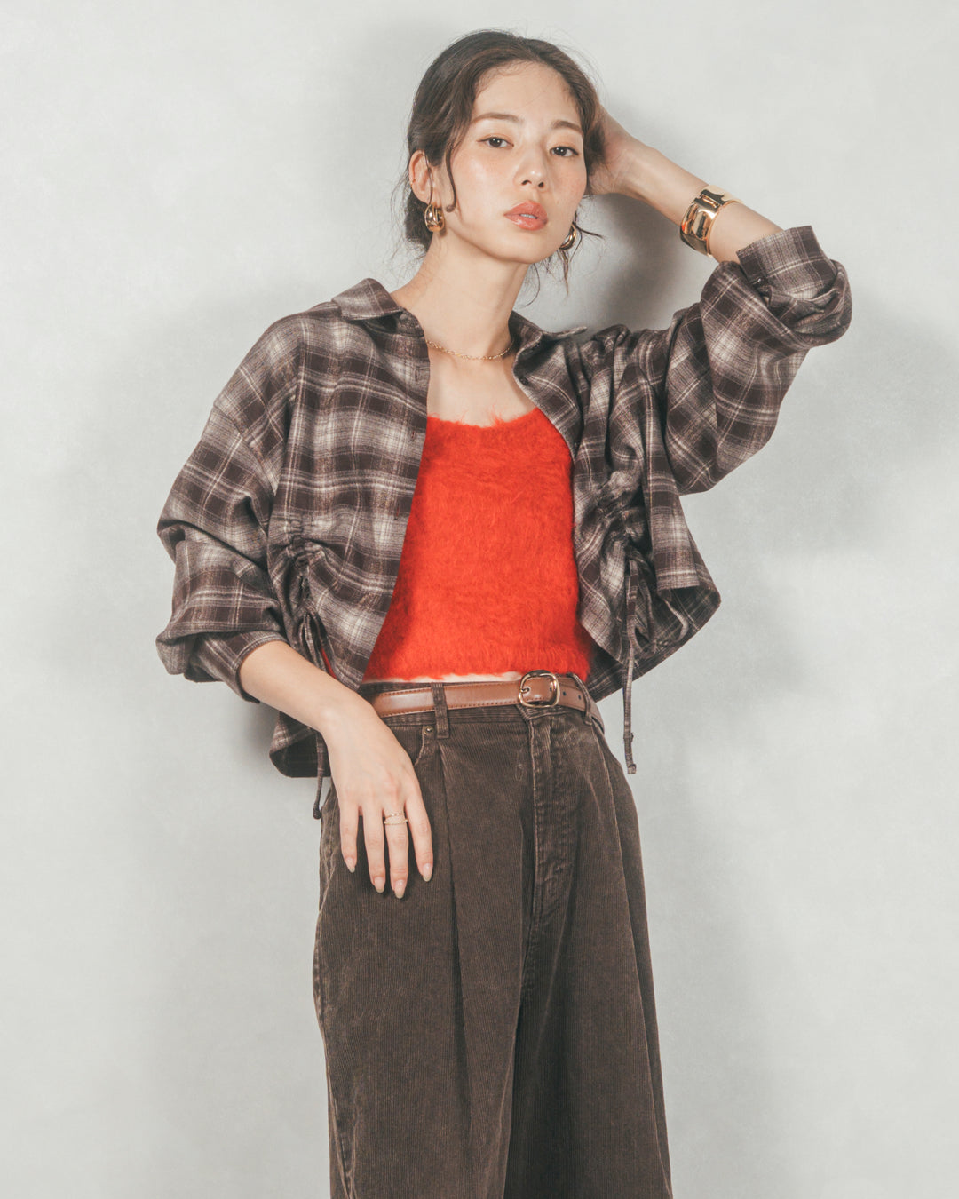 ［SET］裾ドロストクロップドチェックシャツ+モヘアタッチKnitビスチェ+コーデュロイWideストレートパンツ（3SET）