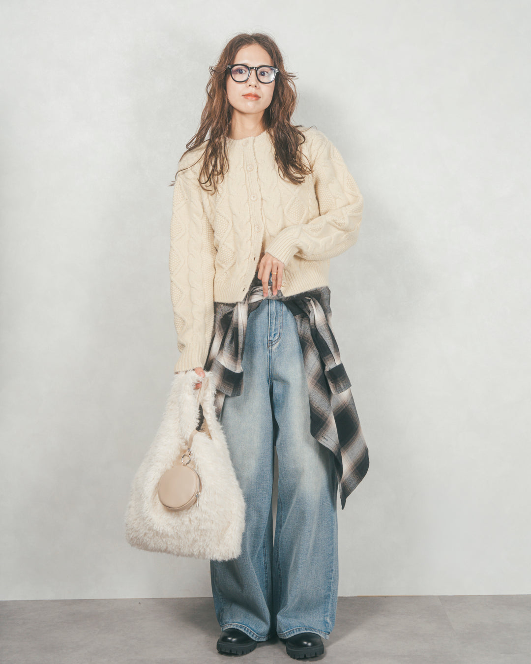 ワイドTuckイージーデニム (BLEACH)