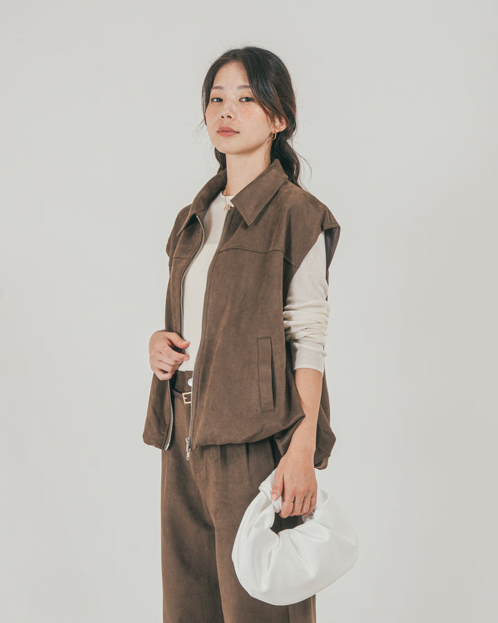 ［SET］スウェードライク Zipベスト + スウェードライク Curveパンツ（2SET）