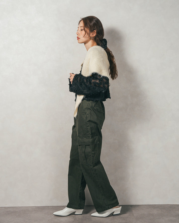 ［SET］チュールメッシュクロップドトップス+すっきり見えカップ付きキャミ+ピグメントツイルカーゴパンツ（3SET）