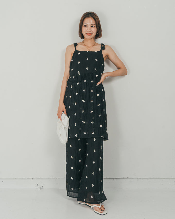 ［SET］ショルダーリボン刺繍Veilキャミ + 刺繍 Veilロングパンツ（2SET）