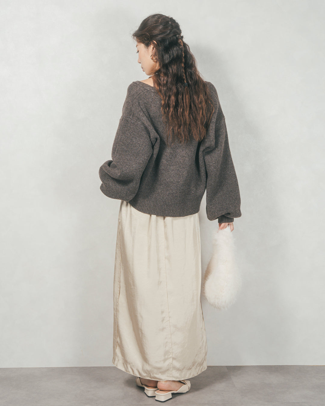 メランジVネックニットレイヤードセット (BROWN x DARK BROWN)
