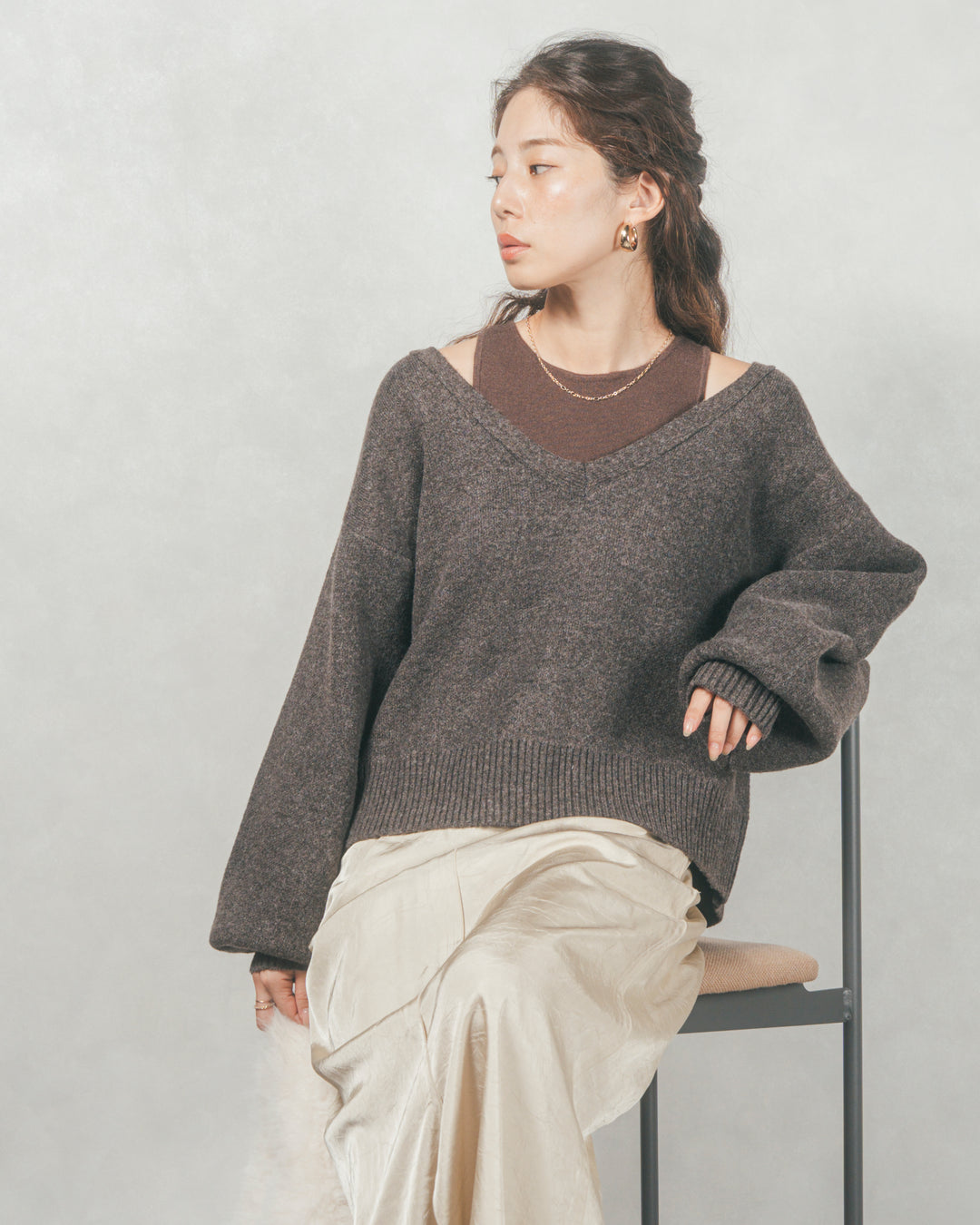 メランジVネックニットレイヤードセット (BROWN x DARK BROWN)