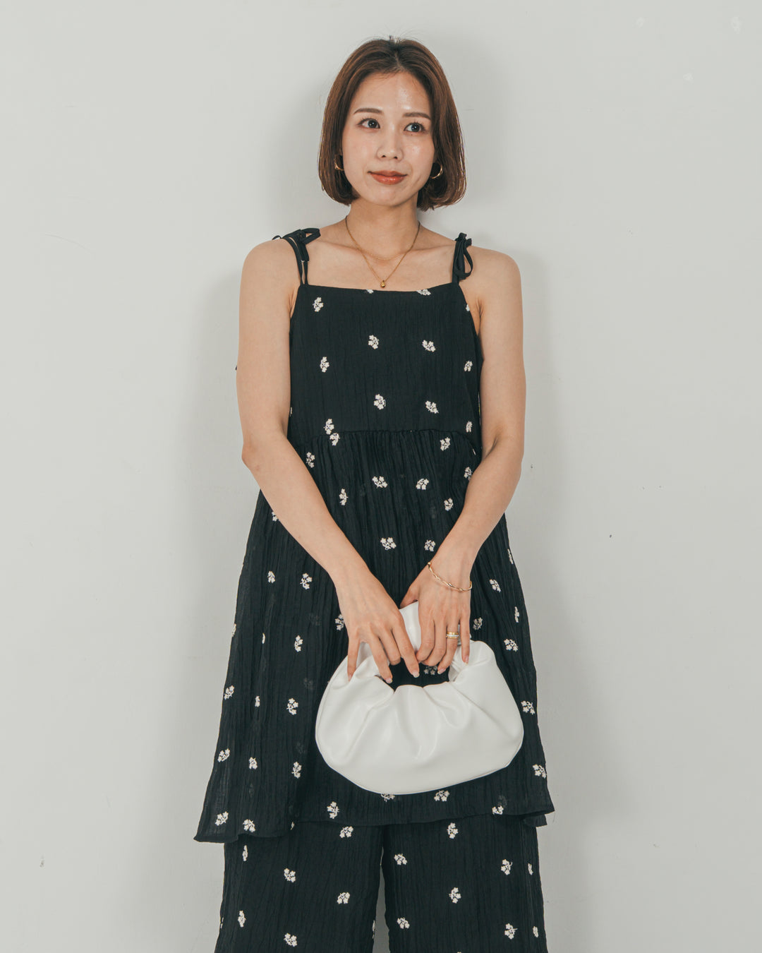 ［SET］ショルダーリボン刺繍Veilキャミ + 刺繍 Veilロングパンツ（2SET）
