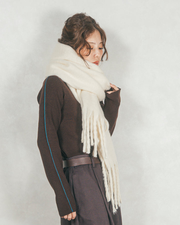 ボリュームフリンジ Shaggyマフラー（IVORY）