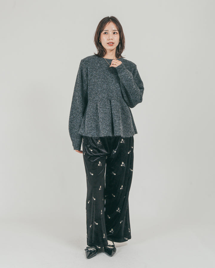 ［SET］モヘア Peplumニット + Flower刺繍 ベロアパンツ（2SET）