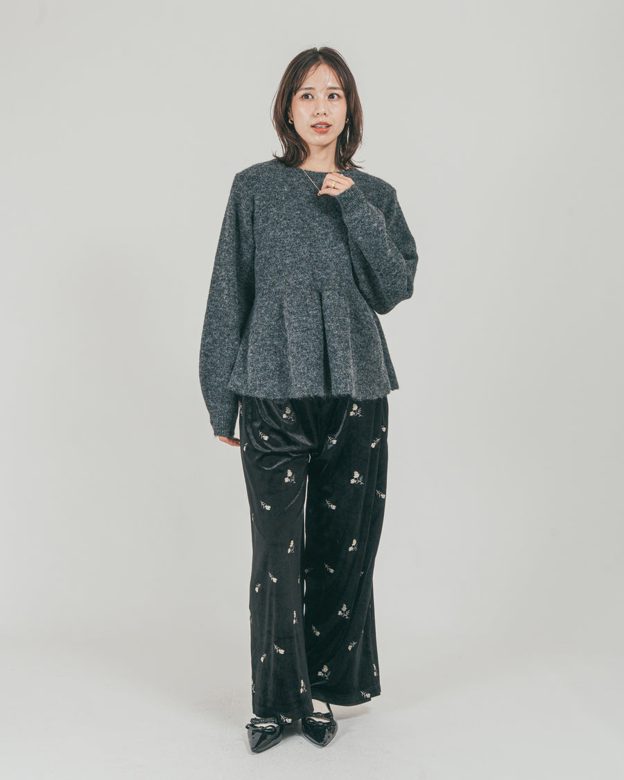 ［SET］モヘア Peplumニット + Flower刺繍 ベロアパンツ（2SET）