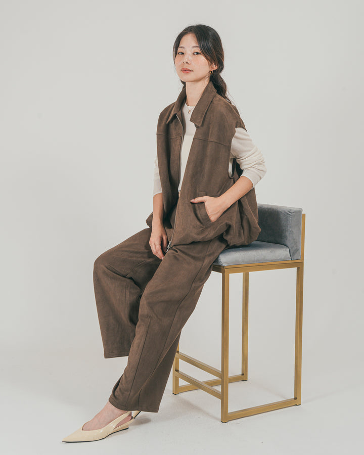 ［SET］スウェードライク Zipベスト + スウェードライク Curveパンツ（2SET）