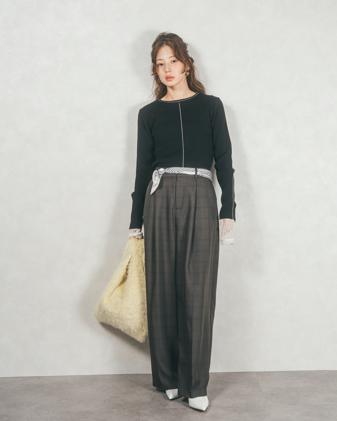 Line Rib クルーネックニット（BLACK）