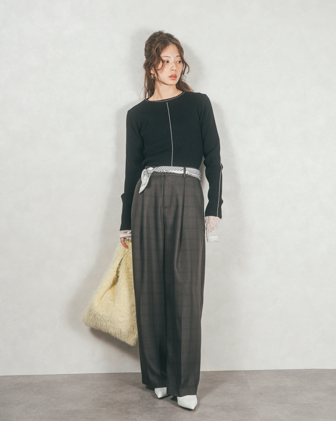 Line Rib クルーネックニット（BLACK）