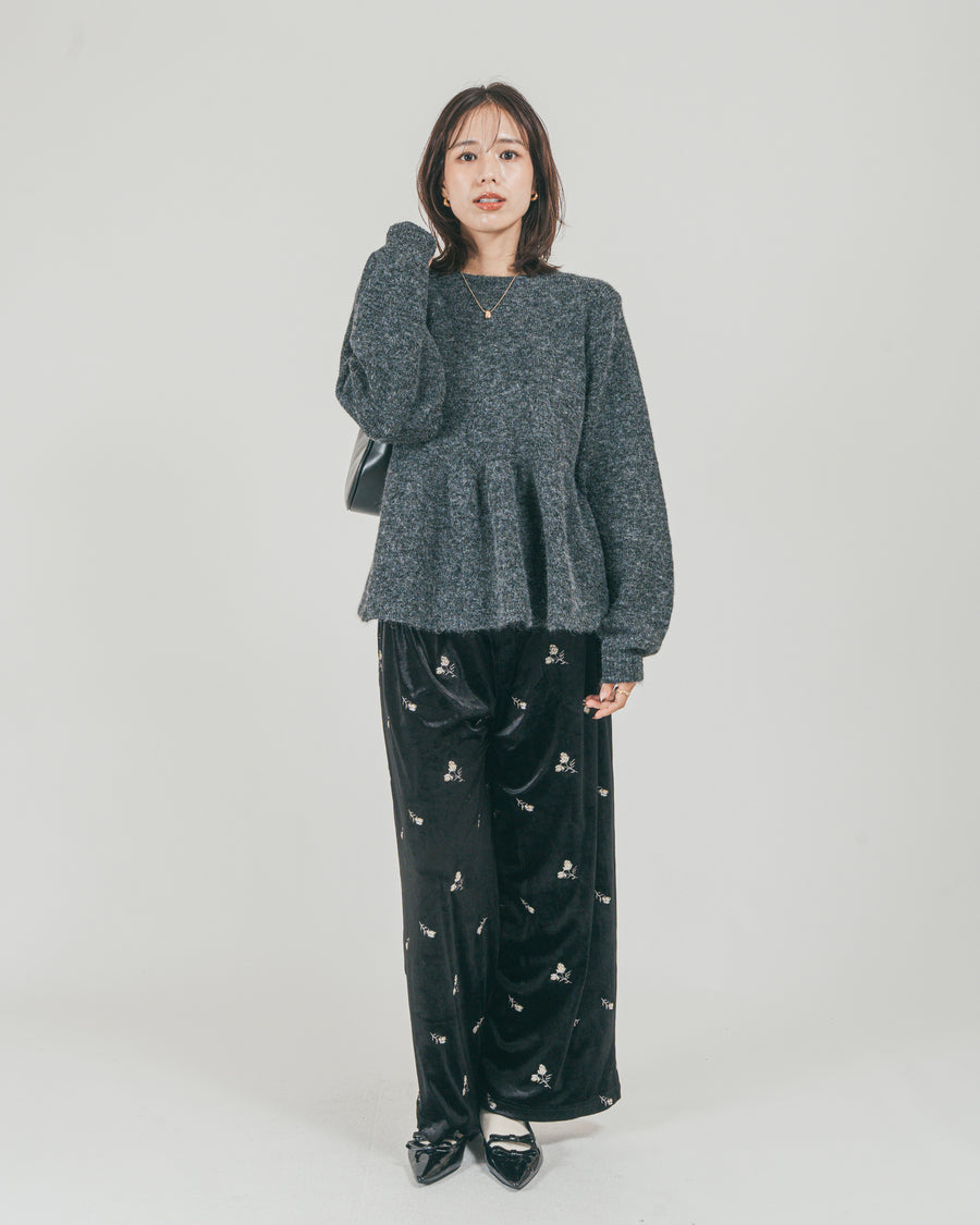 ［SET］モヘア Peplumニット + Flower刺繍 ベロアパンツ（2SET）