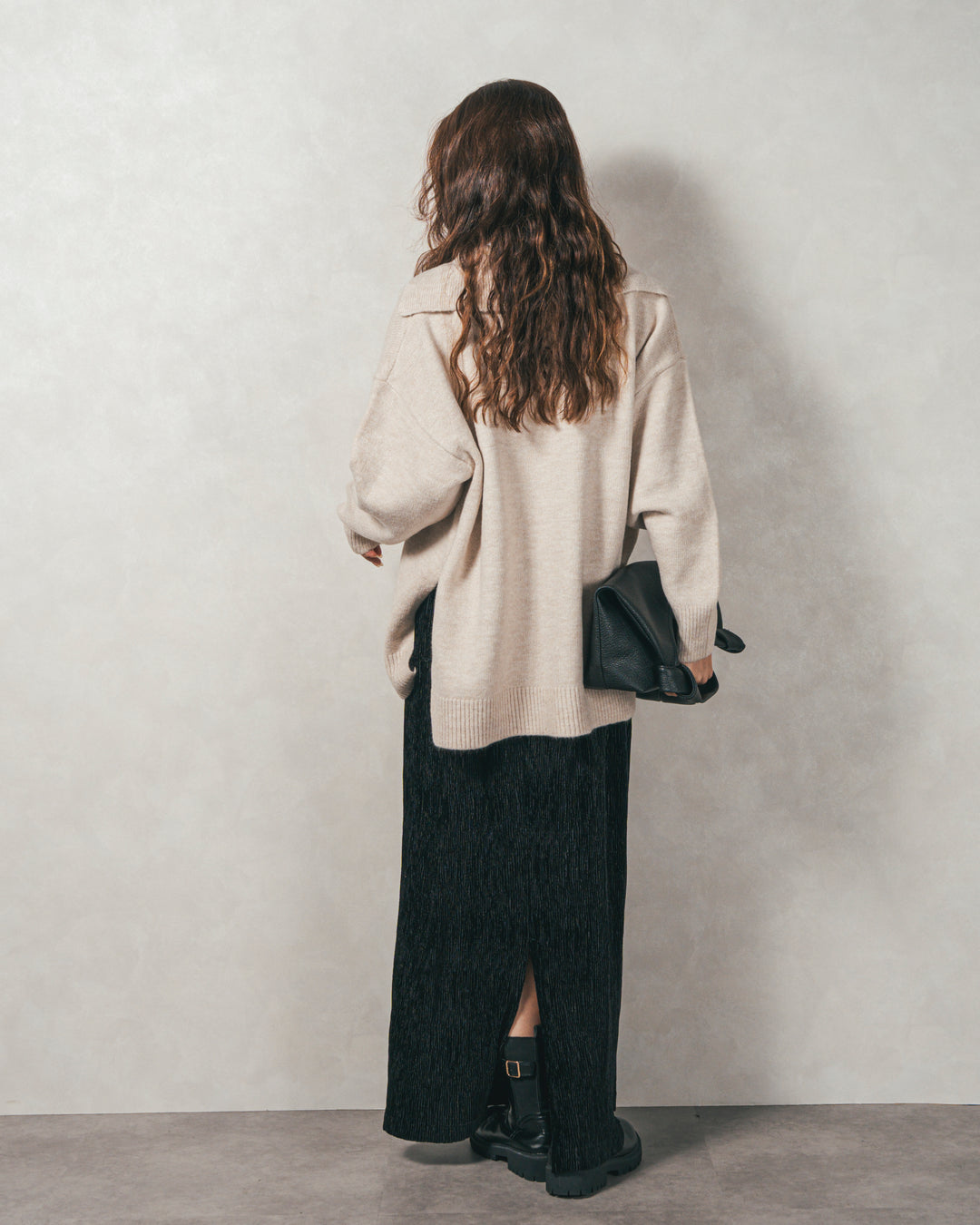 ［SET］サイドスリット襟付きスキッパーニット+ベロアNarrowスカート（2SET）