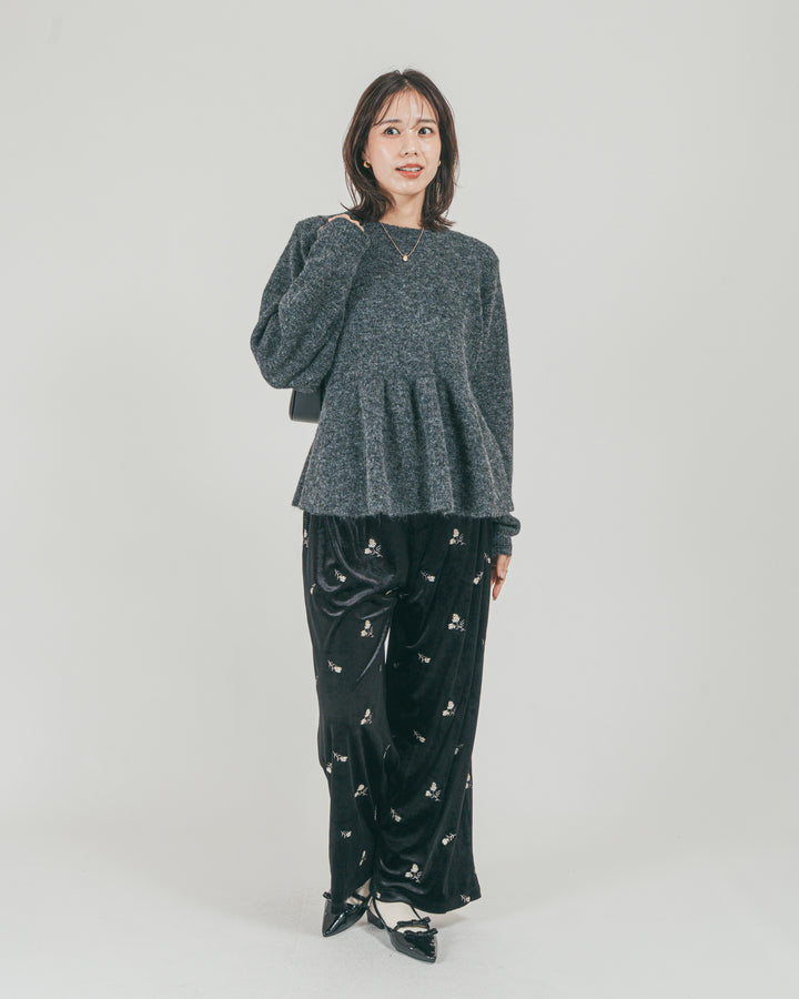 ［SET］モヘア Peplumニット + Flower刺繍 ベロアパンツ（2SET）