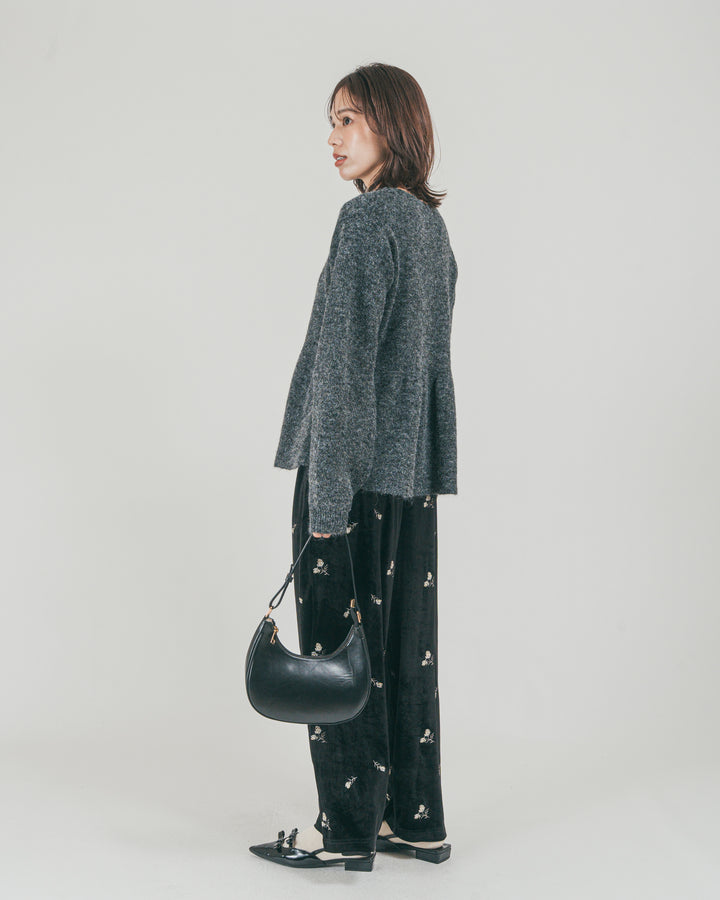 ［SET］モヘア Peplumニット + Flower刺繍 ベロアパンツ（2SET）