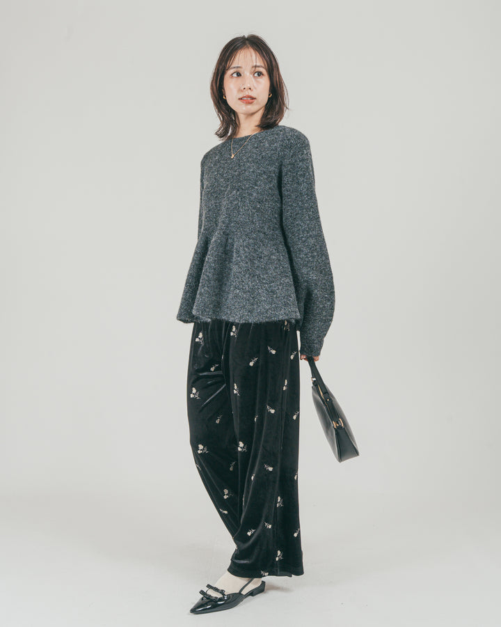 ［SET］モヘア Peplumニット + Flower刺繍 ベロアパンツ（2SET）