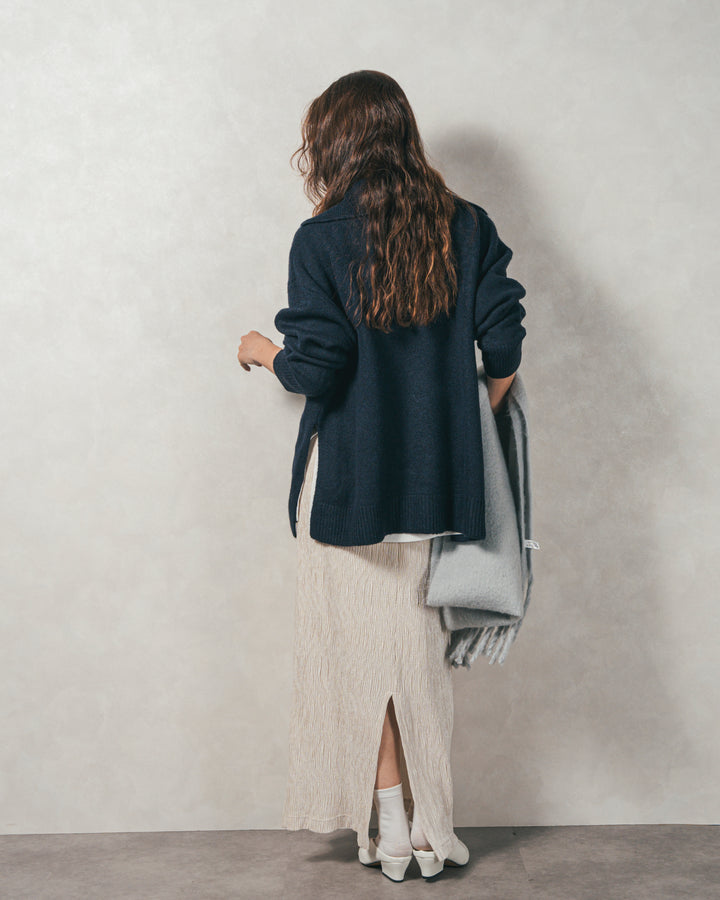 ［SET］サイドスリット襟付きスキッパーニット+ベロアNarrowスカート（2SET）