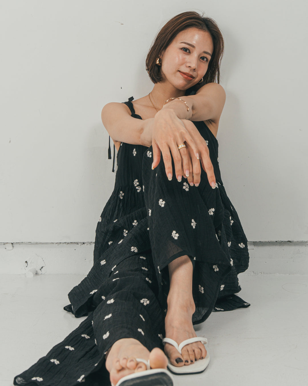 ［SET］ショルダーリボン刺繍Veilキャミ + 刺繍 Veilロングパンツ（2SET）