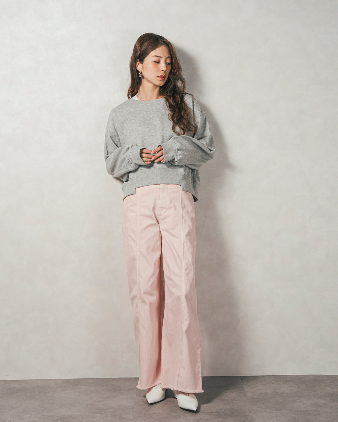 ［SET］ラメ裏毛ボリュームスリーブトレーナー+センターシーム リラックスカラーデニム（2SET）