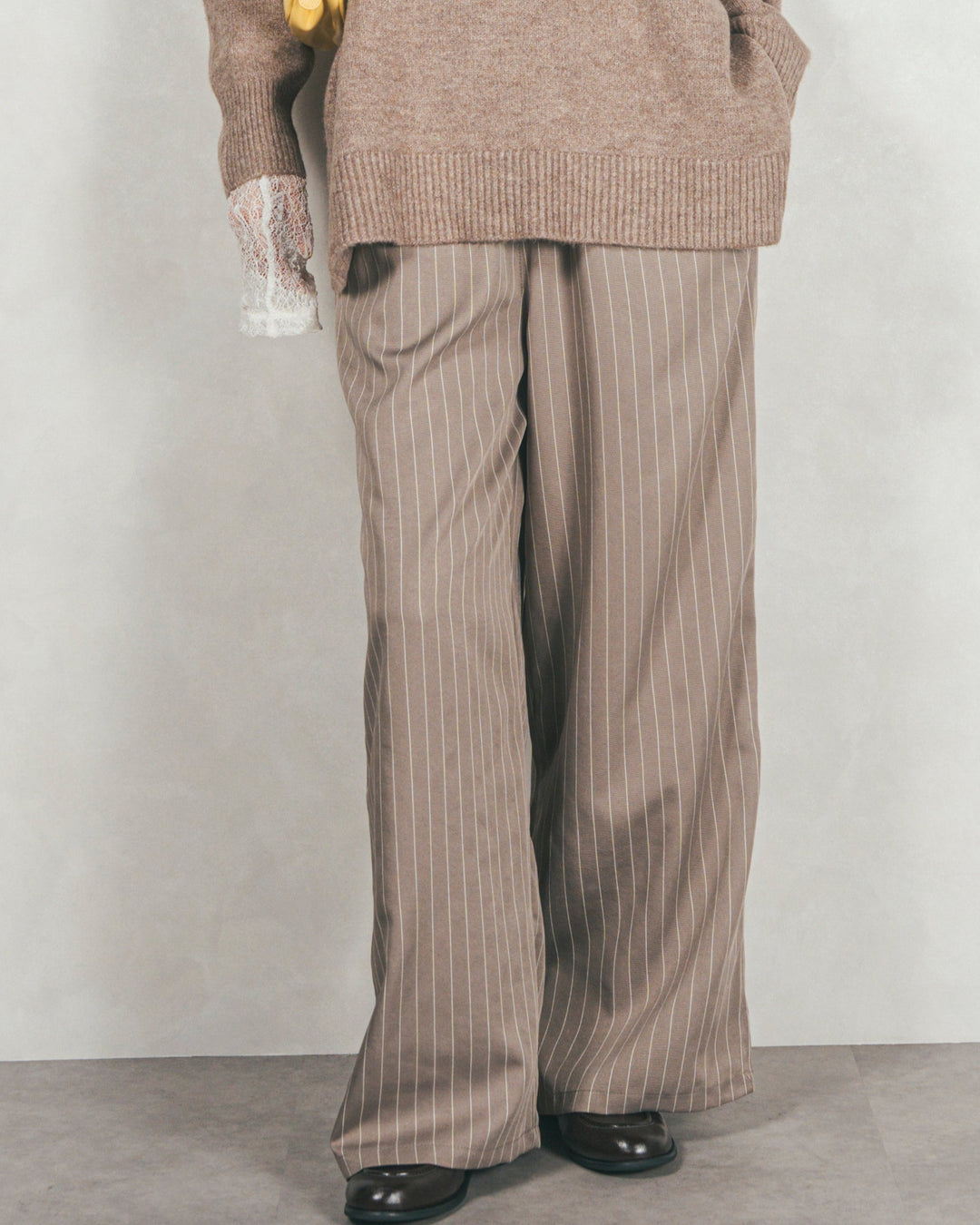 Relaxストライプパンツ（GREIGE）
