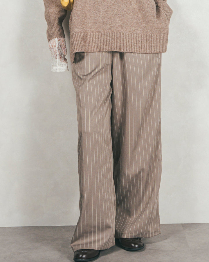 Relaxストライプパンツ（GREIGE）