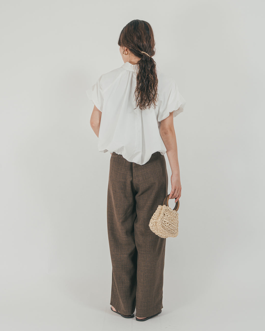 ［SET］バルーンShirringハーフスリーブシャツ + スラブTweedタックワイドパンツ（2SET）