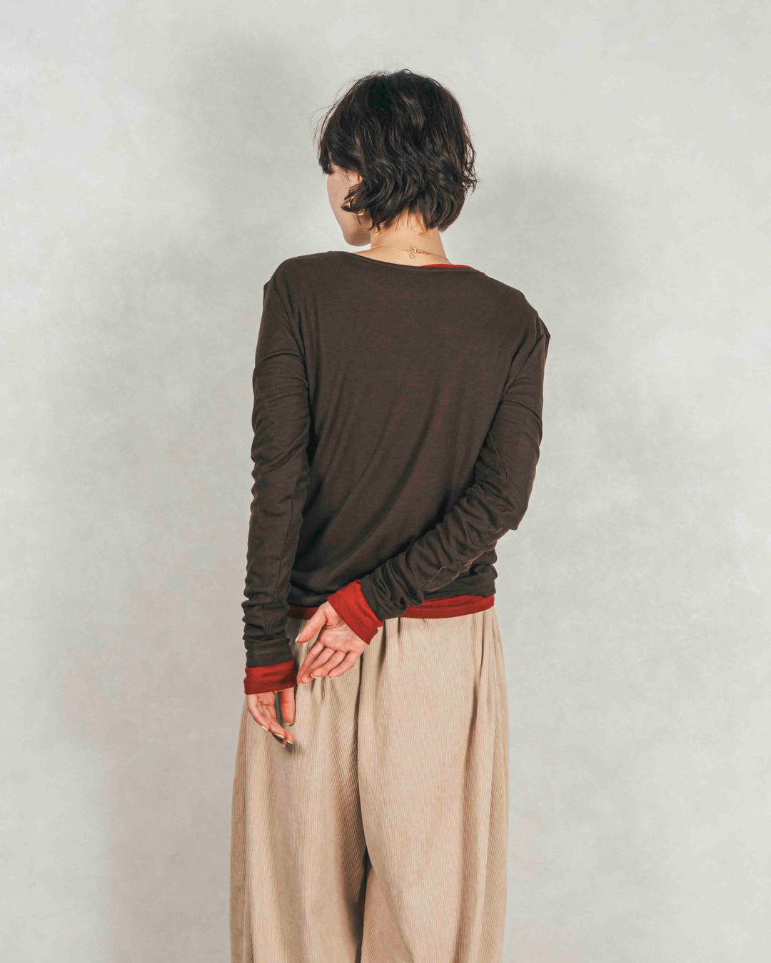 ［SET］Sheerリブヘンリーネックトップス+サイドタックコクーンコーデュロイパンツ（2SET）