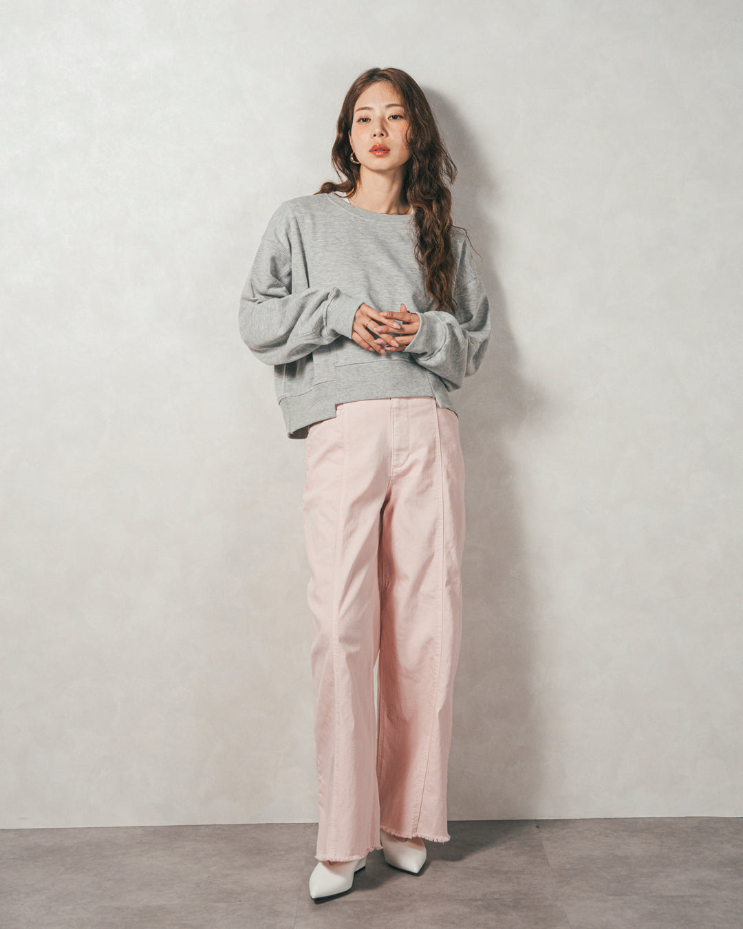 ［SET］ラメ裏毛ボリュームスリーブトレーナー+センターシーム リラックスカラーデニム（2SET）