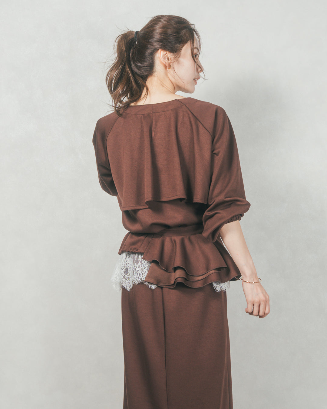 Multi-Way ライトポンチペプラムスカート (BROWN)