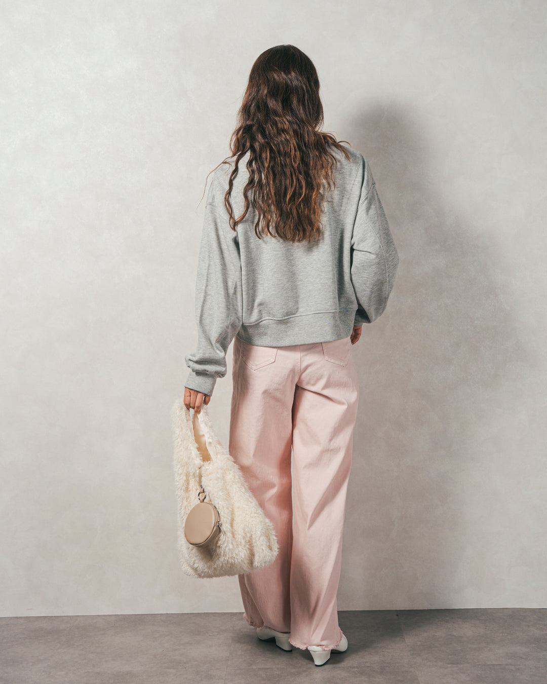 ［SET］ラメ裏毛ボリュームスリーブトレーナー+センターシーム リラックスカラーデニム（2SET）