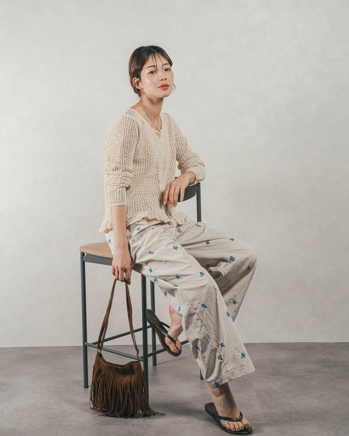 ［SET］Mixメッシュ Vネックカーデ + Flower刺繍　タックパンツ（2SET）