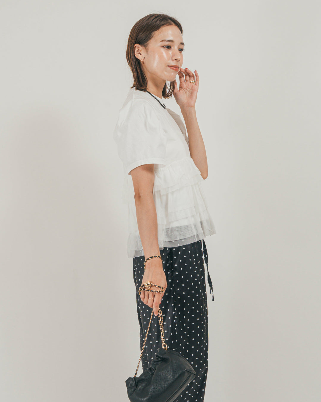 ［SET］チュールフリル ペプラムTシャツ + ドットサテンパンツ（2SET）