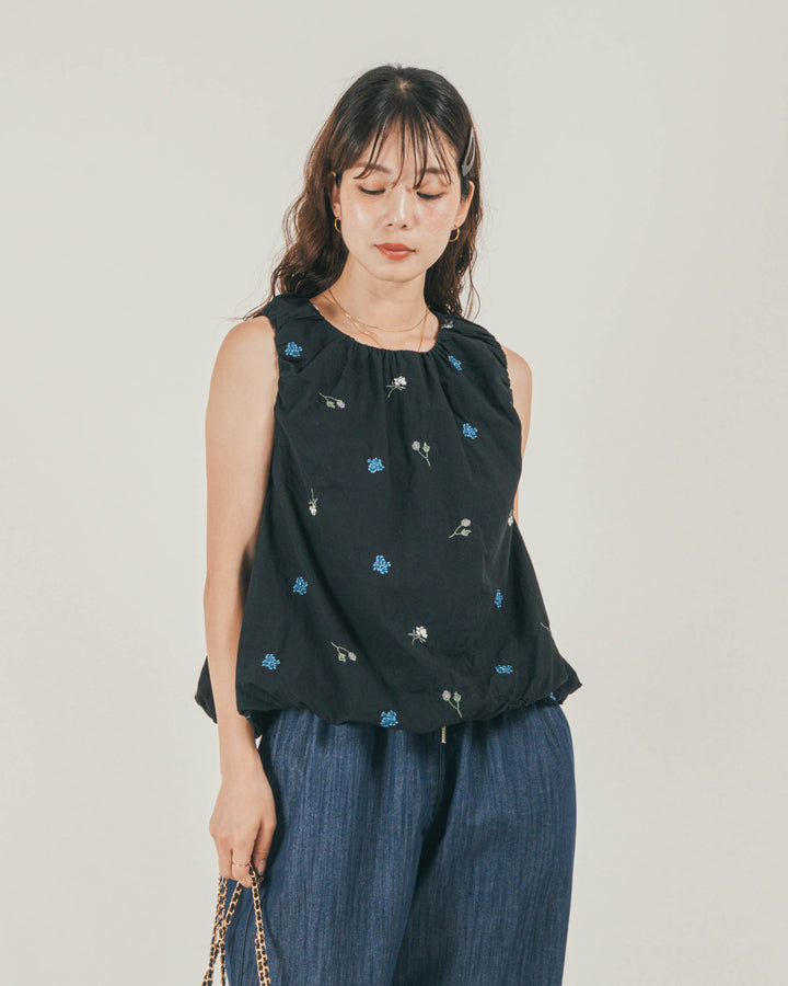 ［SET］Flower刺繍バルーンノースリブラウス + スラブデニム イージーパンツ（2SET）