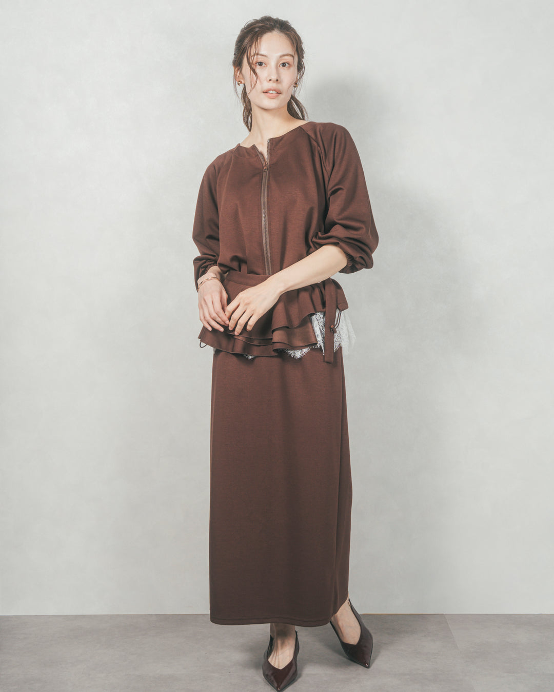 Multi-Way ライトポンチペプラムスカート (BROWN)